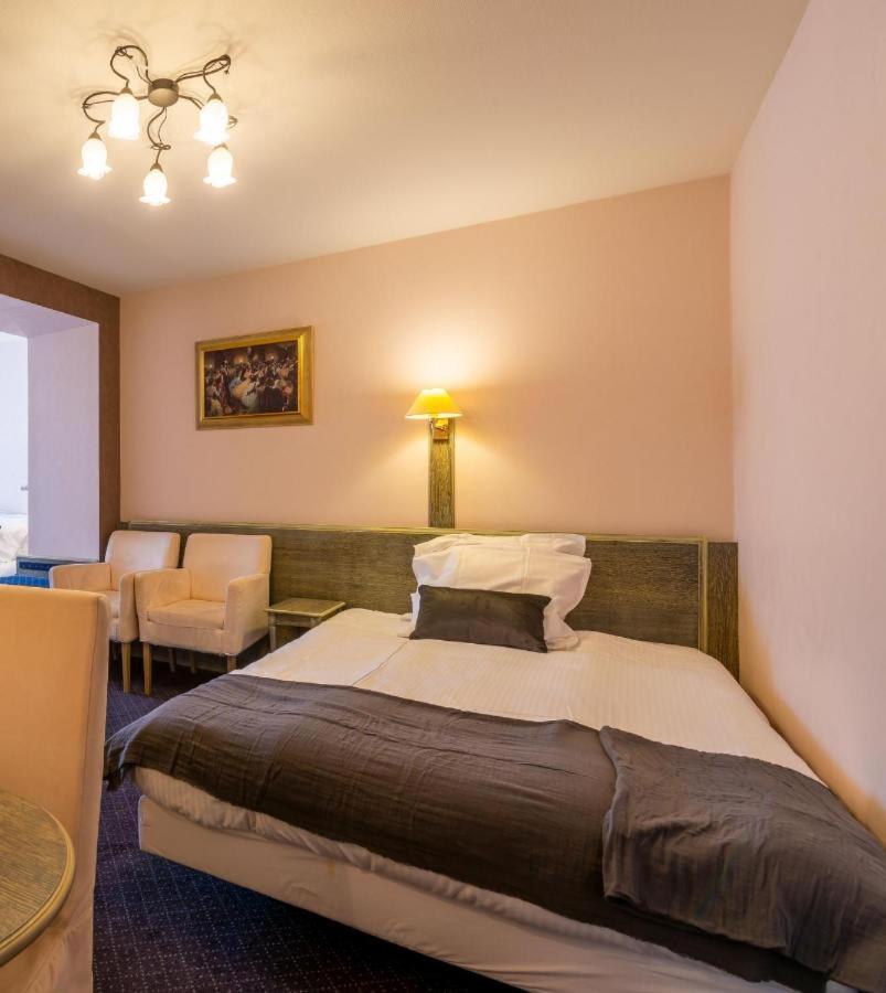 The Black Swan 3* Brugge